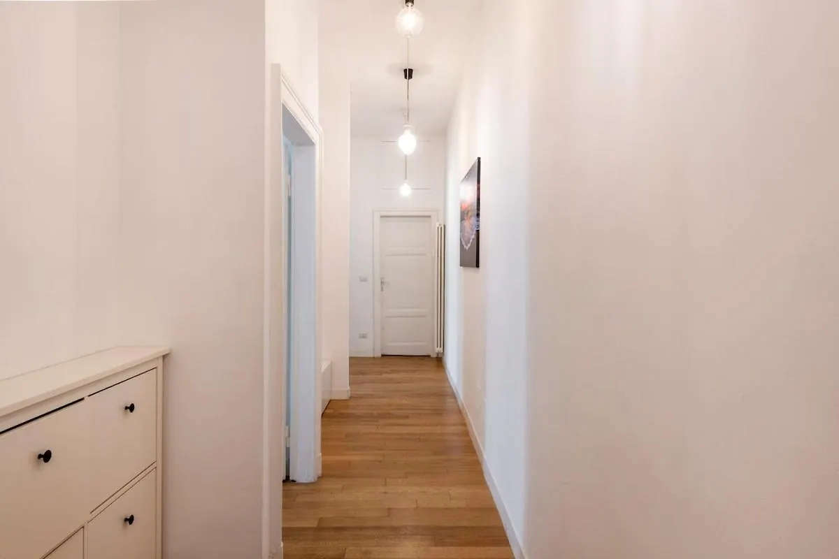 Luxury 3 Bedrooms Apt - B Home 米兰